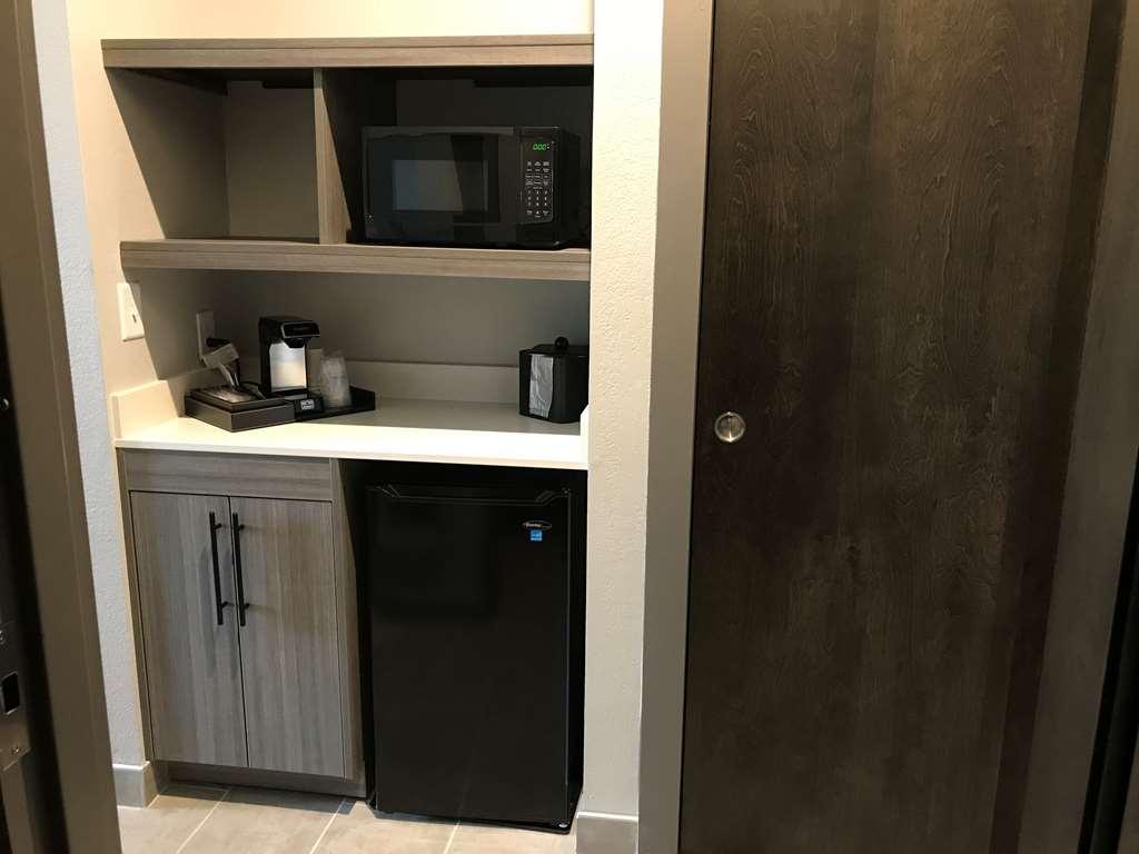 Best Western Plus Lawrenceburg Habitación foto